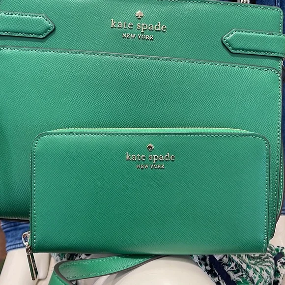 Kate Spade staci medium satchel
&
KSNY Staci Large Continental Wallet
Green Bean - Picture 13 of 16